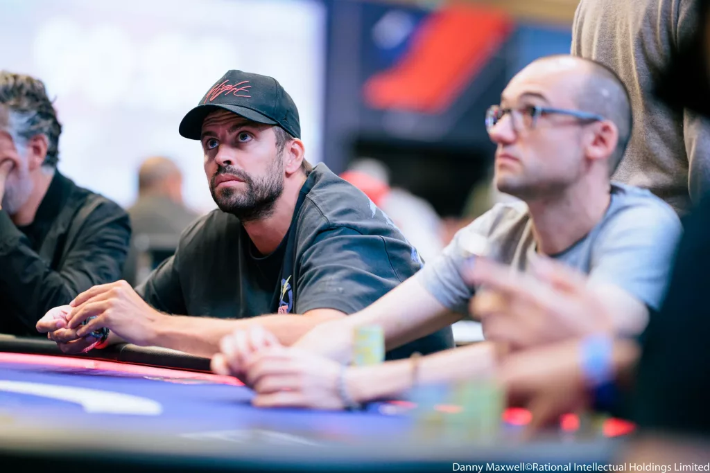 Piqué y Kun Agüero juegan al póker en Barcelona