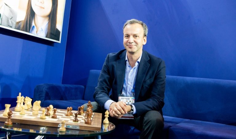 Arkady Dvorkovich, presidente de la FIDE