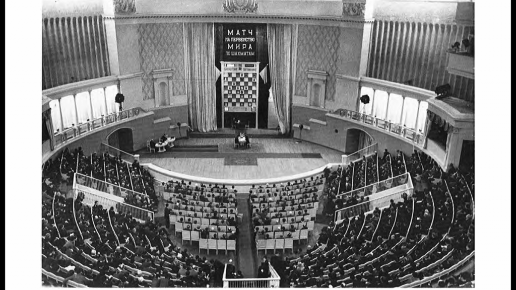 Tchaikovsky Concert Hall, donde David Brosntein pudo cambiar la historia, en 1951
