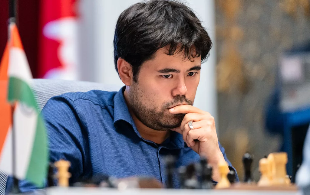 Nakamura sigue divirtiéndose en el Candidatos, pero sigue por detrás de Nepo. Foto: Maria Emelianova / FIDE