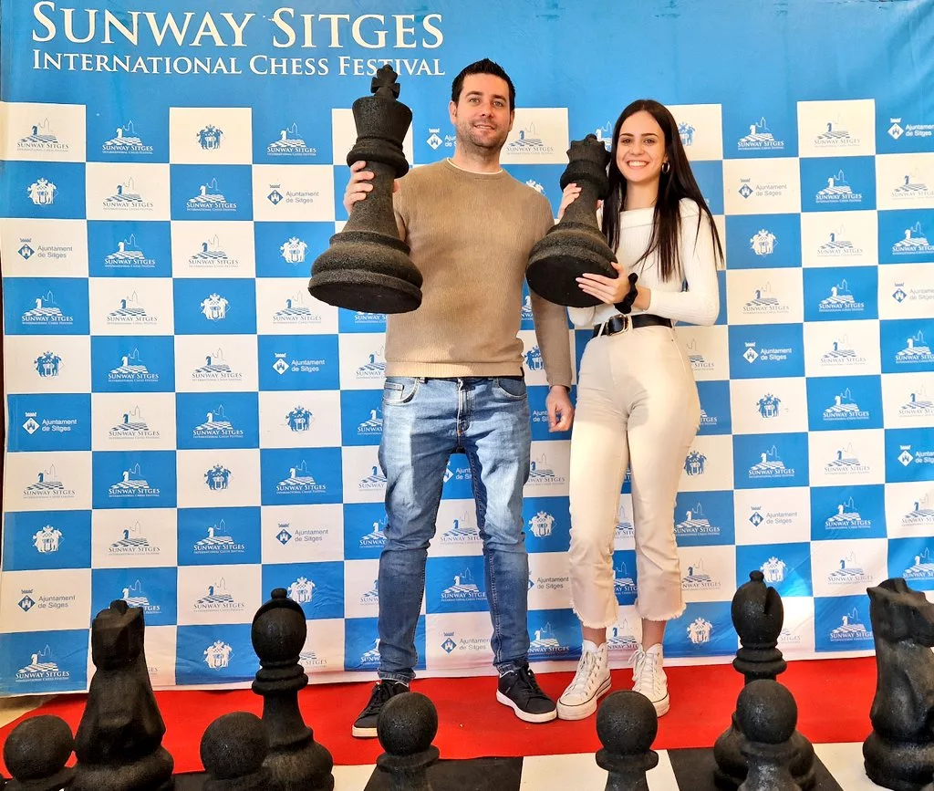 José Carlos Ibarra y Adhara Rodríguez, campeones de España de parejas mixtas, en el Sunway de Sitges