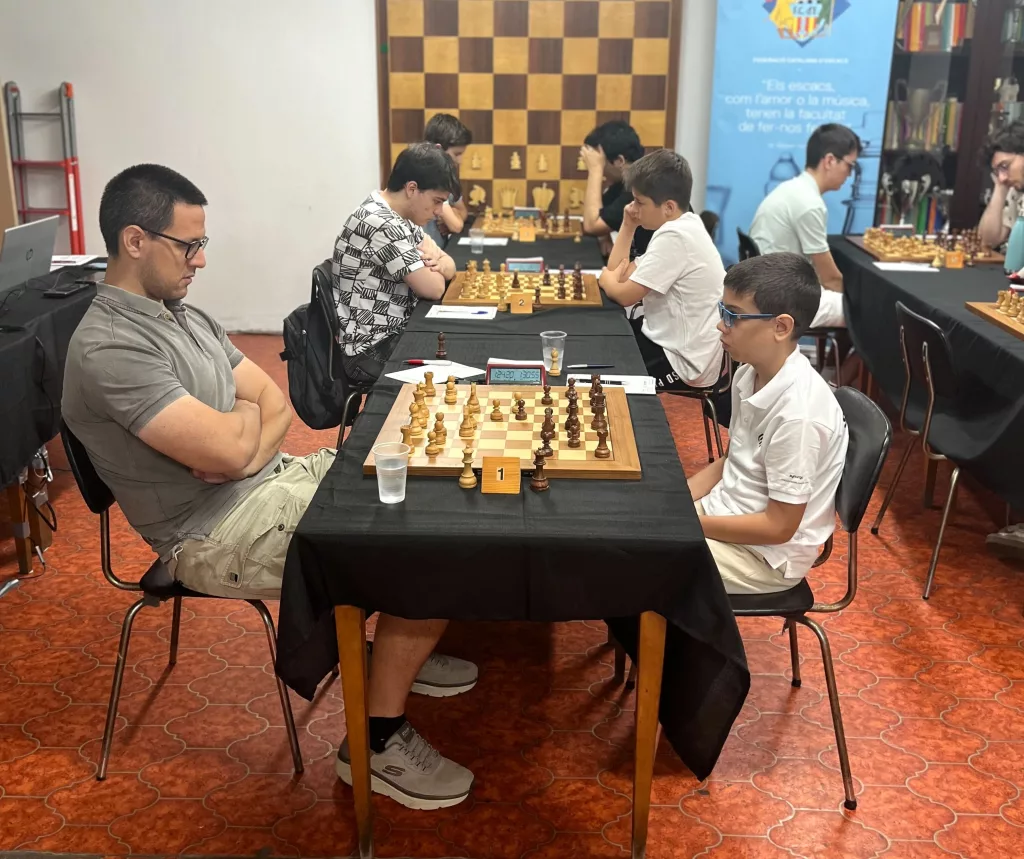 Fernando Valenzuela y Faustino Oro, en la partida decisiva
