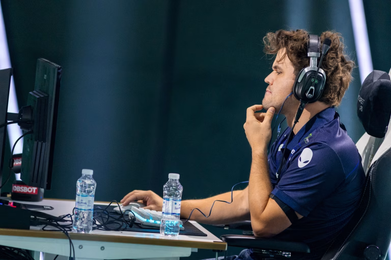 Magnus Carlsen, jugador y embajador de la Esports World Cup 2025