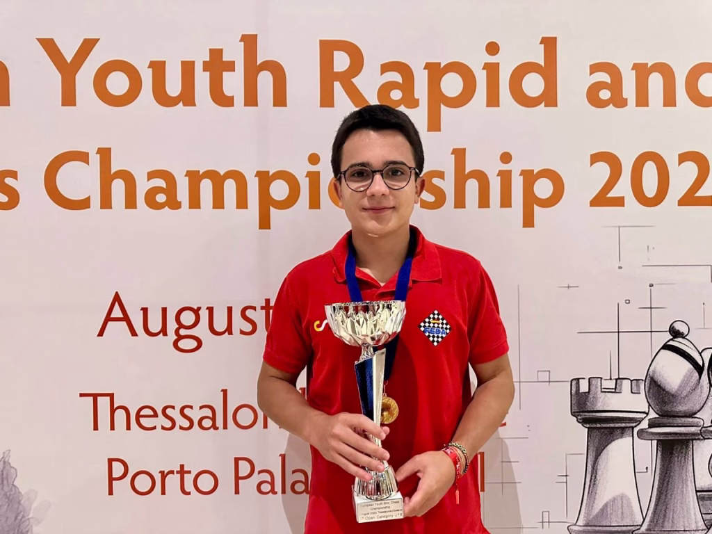 Javier Habans, campeón europeo de ajedrez relámpago. Foto: FEDA