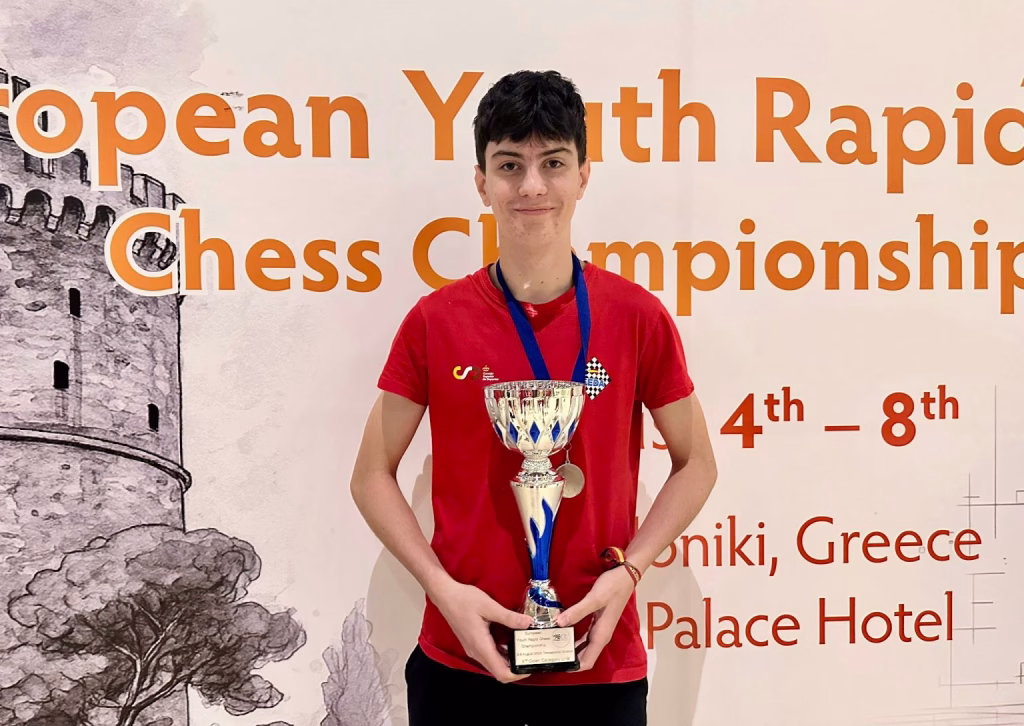 Lorenzo Perea Fruet, subcampeón sub 18 de ajedrez rápido. Foto: FEDA
