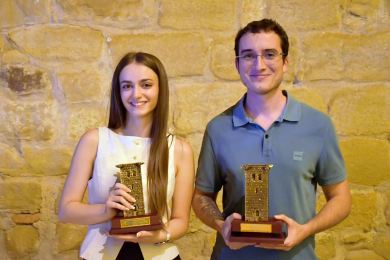 Rebeca Jiménez y Miguel Santos, campeones de España de ajedrez relámpago. Foto: FEDA