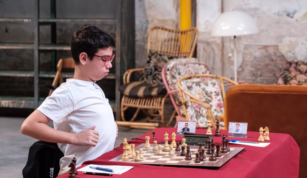 ¿Quién puede odiar a Faustino? faustino oro 3 fmb Faustino Oro, en el torneo Insud Pharma-Nave Bellver, más conocido como Leyendas y Prodigios. Algunos prefieren odiar al chico. Foto: FMB / Damas y Reyes