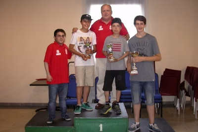 Miguel Ángel Del Olmo, presidente del club de Sestao, en una entrega de premios.
