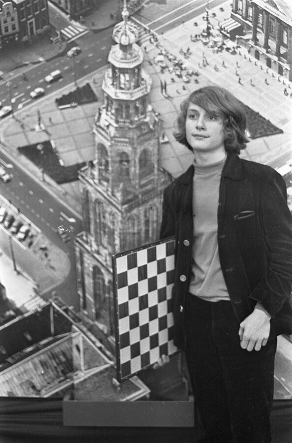 Muere Jan Timman, el artista que se convirtió en la gran esperanza de Occidente Jan Timman 1967 Jan Timman, en 1967. Foto: Jack de Nijs para Anefo, CC0, vía Wikimedia Commons