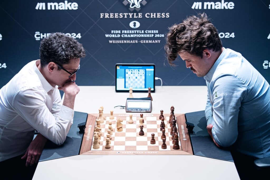 Mundial de Freestyle Chess: los fantasmas dominan a Caruana, que le entrega a Carlsen otro Mundial Stev Bonhage Freestyle Chess Day3 Caruana Carlsen 150226 Weissenhaus Germany DSC 1175 copy Fabiano Caruana y Magnus Carlsen vollvieron a jugarse un título mundial. Foto: Freestyle Chess / Stev Bonhage