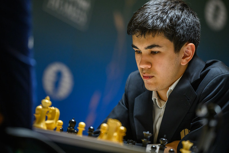 Candidatos 2026: Wei Yi comete el error del torneo y lanza a Caruana FIDE Candidates Cyprus 2026 Michal Walusza 1694 Sindarov Javokhir Uzbekistan 1 Javokhir Sindarov, colíder del Candidatos junto con Caruana. Foto: Michal Walusza / FIDE