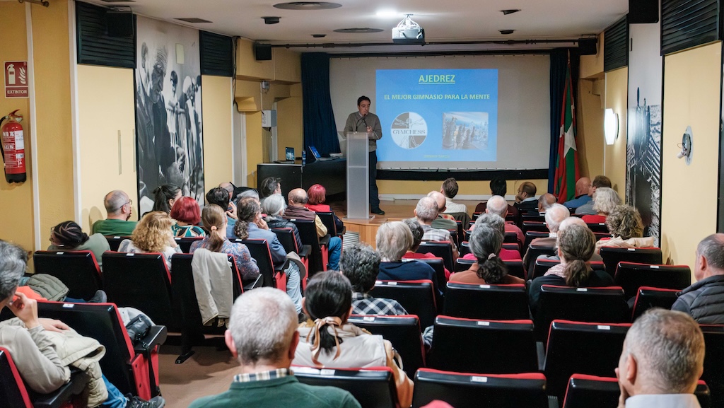 Una imagen de la presentación de GymChess en la Casa Vasca de Madrid. Foto: FMB / Damas y Reyes