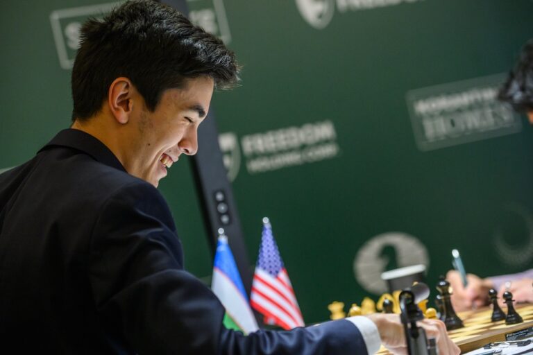 Javokhir Sindarov, campeón del torneo de Candidatos 2026. Foto: Michal Walusza / FIDE