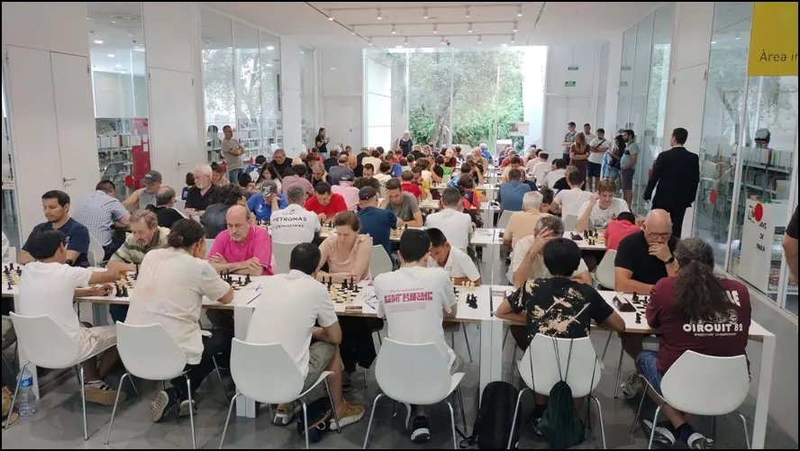 En el Memorial Josep Lorente, donde Marc Barceló derrotó a su primer 2600, participaron más de 200 jugadores. Foto: Club d’Escacs Sant Boi