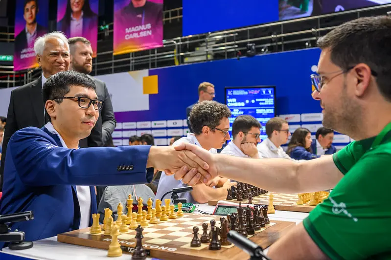 José Carlos Ibarra, contra Wesley So. Foto: Michal Walusza / FIDE